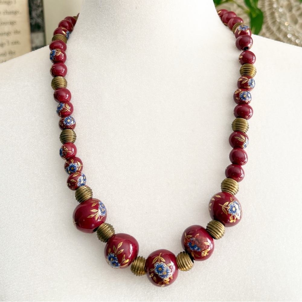 Vintage Oxblood Ceramic Bead Necklace Hand Painted Floral Chinoiserie Gilt MCM - Picture 9 of 9